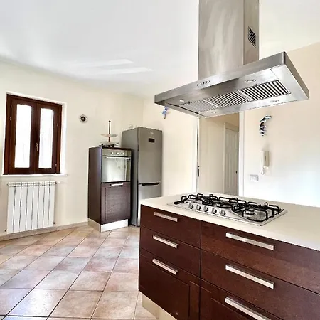 Franziska Lift & Ac A Ballaro Homestay Palermo